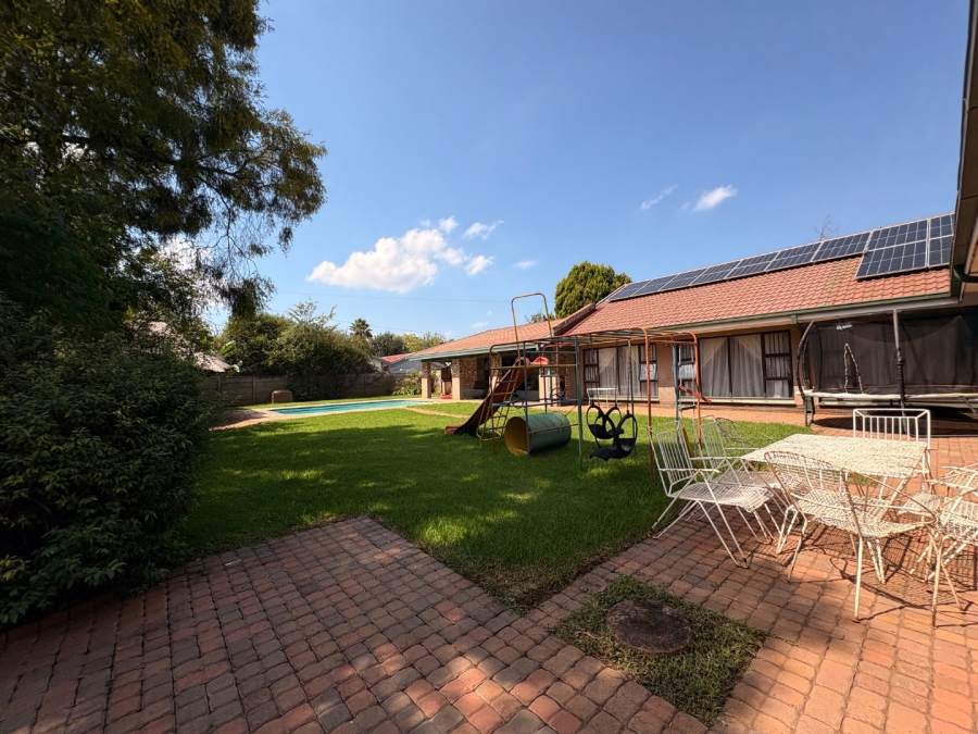 4 Bedroom Property for Sale in Stilfontein Ext 4 North West